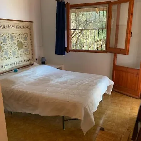 Carmen Di Hotell Torre delle Stelle